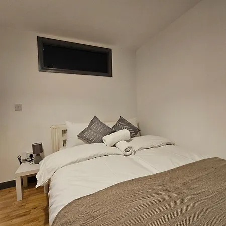 E1 Luxury Apartment London Exterior photo