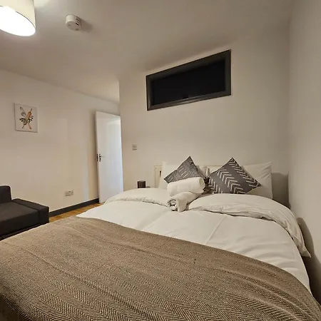 E1 Luxury Apartment London Exterior photo