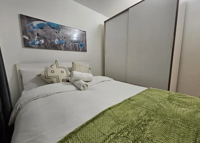 E1 Luxury Apartment